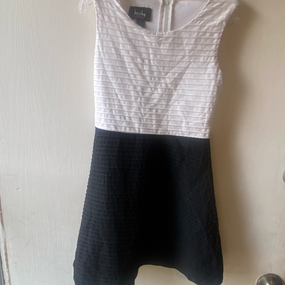by & by black & white girl’s dress, size 7